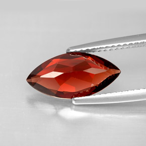 Grenat Almandin Rouge foncé naturelle Marquise, 2.72 ct, VVS-VS
