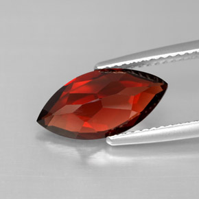 Grenat Almandin Rouge foncé naturelle Marquise, 3.06 ct, VS