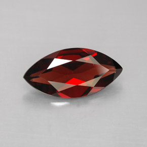 Grenat Almandin Rouge foncé naturelle Marquise, 2.84 ct, VS