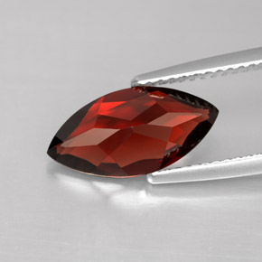 Grenat Almandin Rouge foncé naturelle Marquise, 2.84 ct, VS