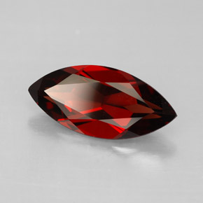 Grenat Almandin Rouge foncé naturelle Marquise, 3.31 ct, VVS-VS