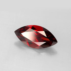 Grenat Almandin Rouge foncé naturelle Marquise, 3.04 ct, VS