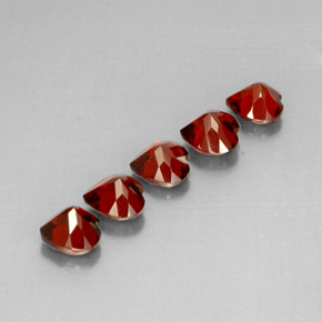 Achetez naturel ct rouge grenat almandin gems, forme de coeur, en provenance madagascar chez gemselect. en stock, livraison internationale!
