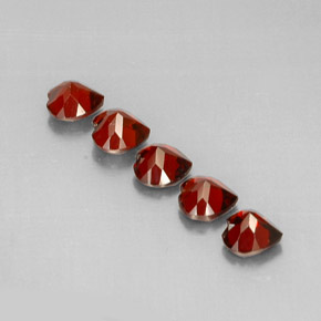Achetez naturel ct rouge grenat almandin gems, forme de coeur, en provenance madagascar chez gemselect. en stock, livraison internationale!