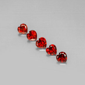Achetez naturel ct rouge grenat almandin gems, forme de coeur, en provenance madagascar chez gemselect. en stock, livraison internationale!