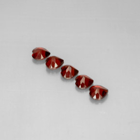 Achetez naturel ct rouge grenat almandin gems, forme de coeur, en provenance madagascar chez gemselect. en stock, livraison internationale!