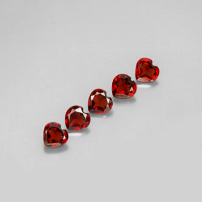 Achetez naturel ct rouge grenat almandin gems, forme de coeur, en provenance madagascar chez gemselect. en stock, livraison internationale!