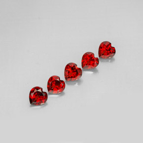 Achetez naturel ct rouge grenat almandin gems, forme de coeur, en provenance madagascar chez gemselect. en stock, livraison internationale!