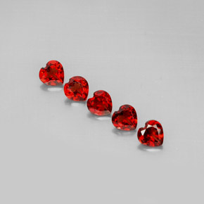 Achetez naturel ct rouge grenat almandin gems, forme de coeur, en provenance madagascar chez gemselect. en stock, livraison internationale!