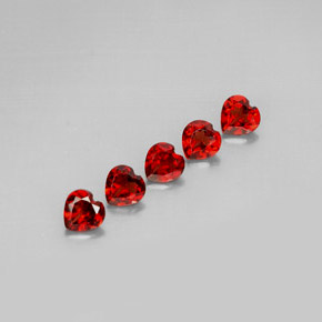 Achetez naturel ct rouge grenat almandin gems, forme de coeur, en provenance madagascar chez gemselect. en stock, livraison internationale!