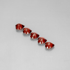 Achetez naturel ct rouge grenat almandin gems, forme de coeur, en provenance madagascar chez gemselect. en stock, livraison internationale!