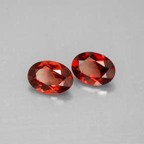 Achetez naturel ct rouge grenat almandin gems, coupe ovale, en provenance madagascar chez gemselect. en stock, livraison internationale!