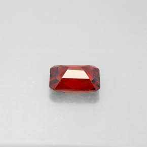 Grenat almandin rouge naturelle taille émeraude, 1,06 ct, VVS-VS