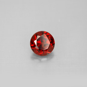 Grenat Almandin Rouge foncé naturelle Coupe roude, 1.20 ct, VS