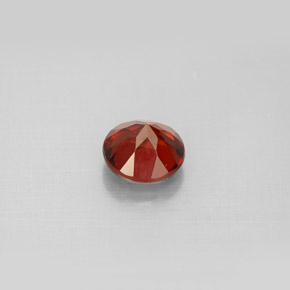 Grenat Almandin Rouge foncé naturelle Coupe roude, 1.20 ct, VS
