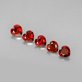 Achetez naturel ct rouge grenat almandin gems, forme de coeur, en provenance madagascar chez gemselect. en stock, livraison internationale!