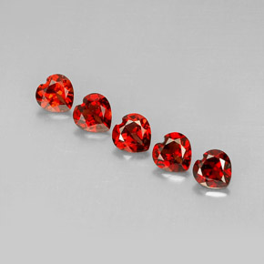 Achetez naturel ct rouge grenat almandin gems, forme de coeur, en provenance madagascar chez gemselect. en stock, livraison internationale!