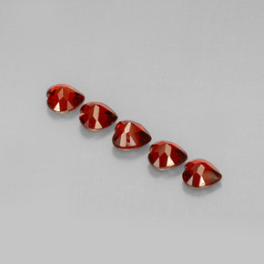 Achetez naturel ct rouge grenat almandin gems, forme de coeur, en provenance madagascar chez gemselect. en stock, livraison internationale!