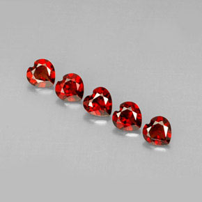 Achetez naturel ct rouge grenat almandin gems, forme de coeur, en provenance madagascar chez gemselect. en stock, livraison internationale!