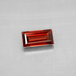Grenat almandin rouge naturelle baguette, 1,18 ct, VVS-VS