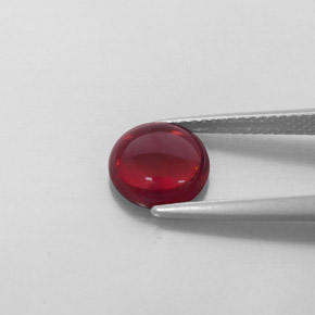 Grenat Almandin Rouge foncé naturelle Transparent, 2.36 ct, Transparent / Translucide