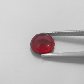 Grenat almandin rouge naturelle transparent, 2,08 ct, transparent / translucide