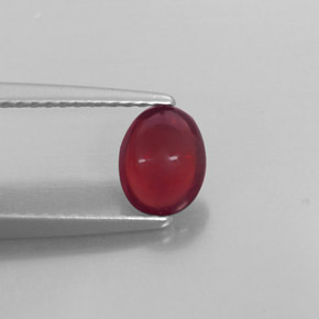 Grenat almandin rouge naturelle transparent, 0,84 ct, transparent / translucide