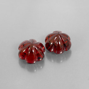 Achetez naturel ct rouge grenat almandin gems, transparent, en provenance madagascar chez gemselect. en stock, livraison internationale!