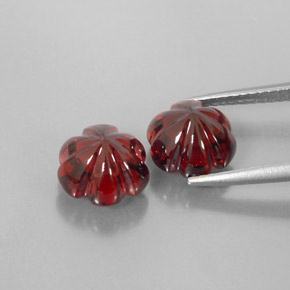 Achetez naturel ct rouge grenat almandin gems, transparent, en provenance madagascar chez gemselect. en stock, livraison internationale!
