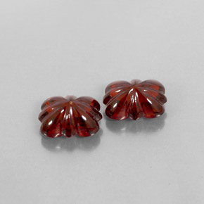 Achetez naturel ct rouge grenat almandin gems, transparent, en provenance madagascar chez gemselect. en stock, livraison internationale!