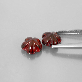 Achetez naturel ct rouge grenat almandin gems, transparent, en provenance madagascar chez gemselect. en stock, livraison internationale!