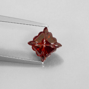 Grenat almandin rouge naturelle transparent, 2,21 ct, transparent / translucide