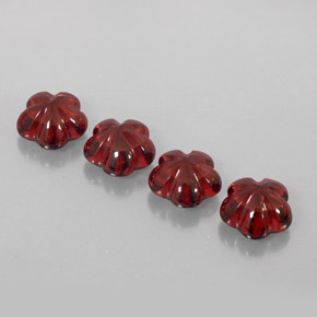 Achetez naturel ct rouge grenat almandin gems, transparent, en provenance madagascar chez gemselect. en stock, livraison internationale!