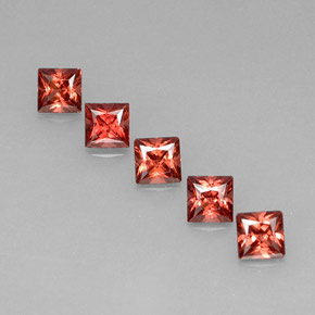 Achetez naturel ct Rouge Grenat Almandin gems, Carré, En provenance Madagascar chez GemSelect. En stock, livraison internationale!