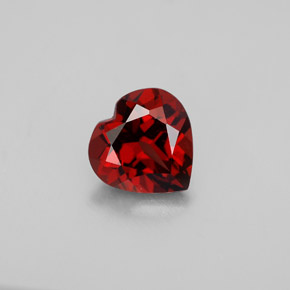 Grenat almandin rouge naturelle forme de coeur, 1,55 ct, VS
