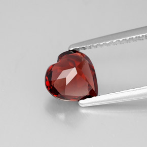 Grenat almandin rouge naturelle forme de coeur, 1,55 ct, VS
