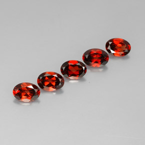 Achetez naturel ct orange grenat almandin gems, coupe ovale, en provenance madagascar chez gemselect. en stock, livraison internationale!