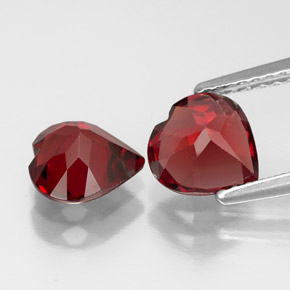 Achetez naturel ct rouge grenat almandin gems, forme de coeur, en provenance inde chez gemselect. en stock, livraison internationale!