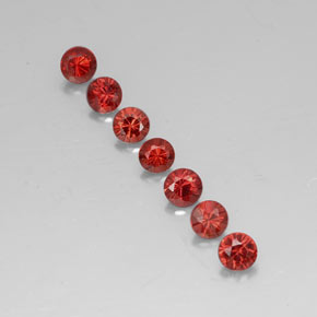 Achetez naturel ct Rouge foncé Grenat Almandin gems, Coupe roude, En provenance Madagascar chez GemSelect. En stock, livraison internationale!