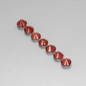 Achetez naturel ct Rouge foncé Grenat Almandin gems, Coupe roude, En provenance Madagascar chez GemSelect. En stock, livraison internationale!