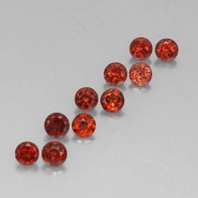 Achetez naturel ct Rouge Grenat Almandin gems, Coupe roude, En provenance Madagascar chez GemSelect. En stock, livraison internationale!