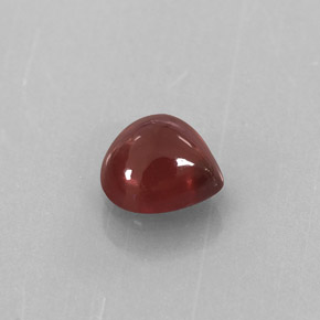 Grenat Almandin Rouge foncé naturelle Transparent, 0.70 ct, Transparent / Translucide
