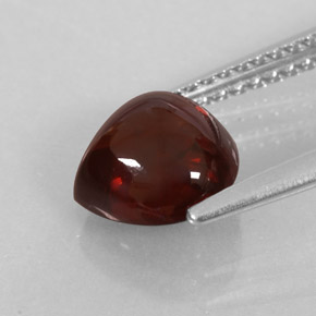 Grenat Almandin Rouge foncé naturelle Transparent, 2.18 ct, Transparent / Translucide