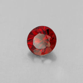 Grenat almandin rouge naturelle coupe roude, 0,37 ct, VVS-VS