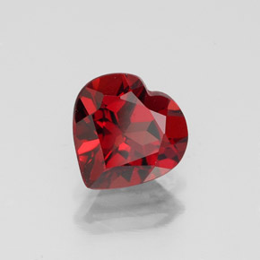 Grenat Almandin Rouge foncé naturelle Forme de coeur, 1.39 ct, VVS
