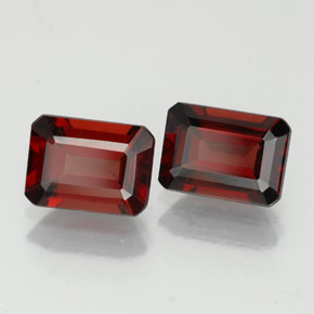 Achetez naturel ct rouge grenat almandin gems, taille émeraude, en provenance madagascar chez gemselect. en stock, livraison internationale!