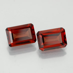Achetez naturel ct rouge grenat almandin gems, taille émeraude, en provenance madagascar chez gemselect. en stock, livraison internationale!