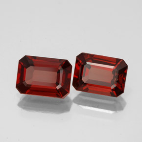 Achetez naturel ct rouge grenat almandin gems, taille émeraude, en provenance madagascar chez gemselect. en stock, livraison internationale!