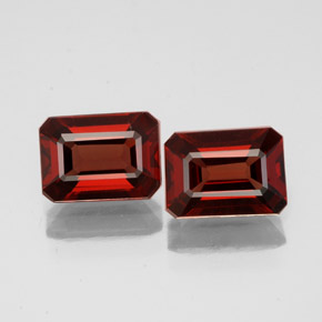 Achetez naturel ct rouge grenat almandin gems, taille émeraude, en provenance madagascar chez gemselect. en stock, livraison internationale!