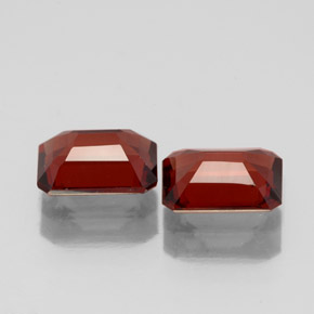 Achetez naturel ct rouge grenat almandin gems, taille émeraude, en provenance madagascar chez gemselect. en stock, livraison internationale!